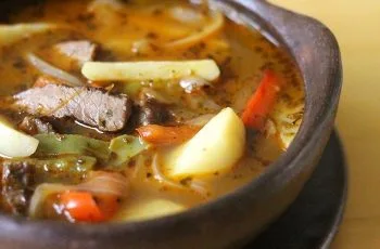 Receta de ajiaco casero tradicional: Un clásico después de las celebraciones chilenas Receta de ajiaco casero tradicional: Un clásico después de las celebraciones chilenas