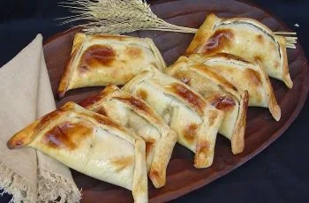 Receta de empanadas de pino al horno: Un clásico chileno casero irresistible Receta de empanadas de pino al horno: Un clásico chileno casero irresistible