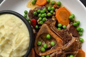 Receta de osobuco arvejado con puré de papas: Tradicional almuerzo chileno Receta de osobuco arvejado con puré de papas: Tradicional almuerzo chileno