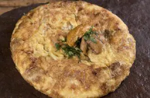 Erizos de mar chilenos: Un éxtasis de sabor de nivel mundial 6 Tortilla de erizos