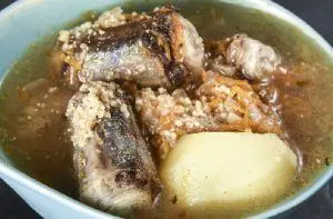 Recetas de sopas y guisos típicos de Chile 21 Sopa de cola de vacuno y trigo majado