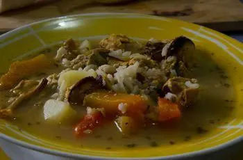 Receta de cazuela chilota de cholgas con repollo: Casera, reconfortante y saludable