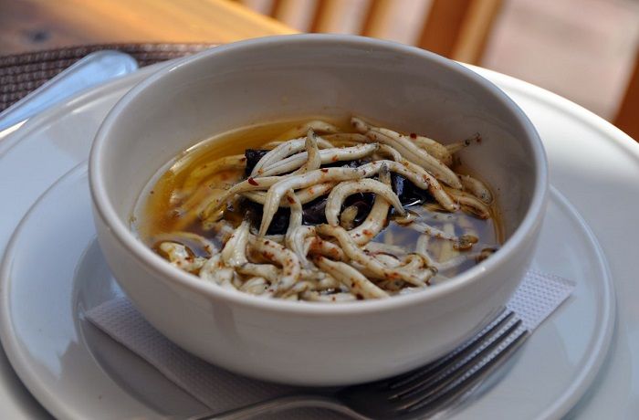 Puyes salteados al merkén Receta de puyes salteados al merkén