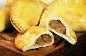 Recetas de postres típicos de Chile 2 Receta de empanadas de pera chilenas