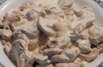 Receta de salsa de champiñones laminados: Caseros, suaves y cremosos Receta de salsa de champiñones laminados: Caseros, suaves y cremosos