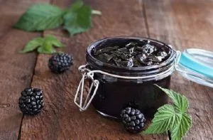 Recetas de salsas y aderezos típicos de Chile 36 Receta de mermelada de moras