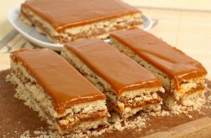 Receta de torta de galletas de vino