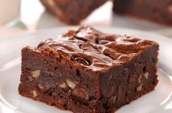 Receta de brownie de chocolate casero: Bizcocho de cacao fácil y delicioso Receta de brownie de chocolate casero: Bizcocho de cacao fácil y delicioso