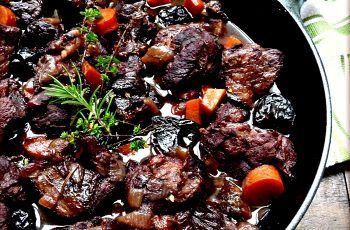 Receta de estofado de jabalí al vino tinto