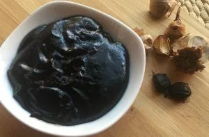 Recetas de salsas y aderezos típicos de Chile 69 Receta de salsa de ajo negro