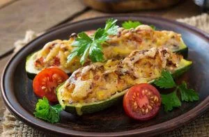 Recetas de platos principales típicos de Chile 89 Receta de zapallitos italianos rellenos