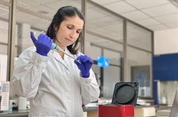 Investigadora desarrolla PCR para identificación genética de frutales Investigadora desarrolla PCR para identificación genética de frutales