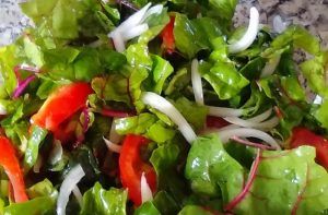 Receta de ensalada de acelgas crudas