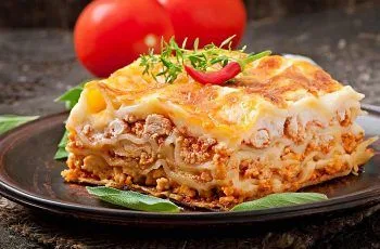 Receta de lasaña boloñesa casera: Clásico familiar italiano original Receta de lasaña boloñesa casera: Clásico familiar italiano original