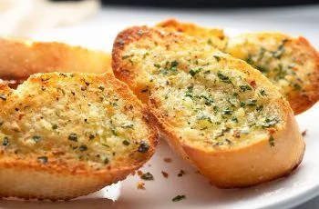 Receta de pan de ajo y queso casero: Rápido y delicioso para compartir Receta de pan de ajo y queso casero: Rápido y delicioso para compartir