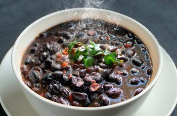 Receta de porotos negros con arroz Receta de porotos negros con arroz