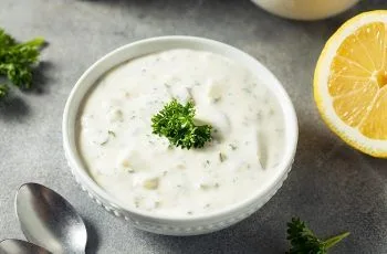 Receta de salsa tártara con mayonesa: Casera, fácil y versátil para 4 personas