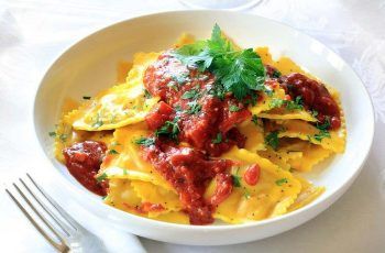 Receta de ravioles italianos rellenos: Caseros, deliciosos y versátiles Receta de ravioles italianos rellenos: Caseros, deliciosos y versátiles