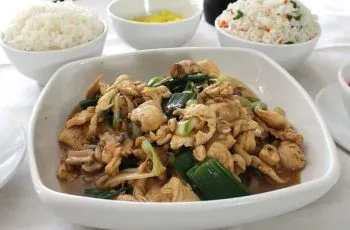 Receta de pollo mongoliano con arroz chaufán: Fácil y delicioso en sólo 3 pasos