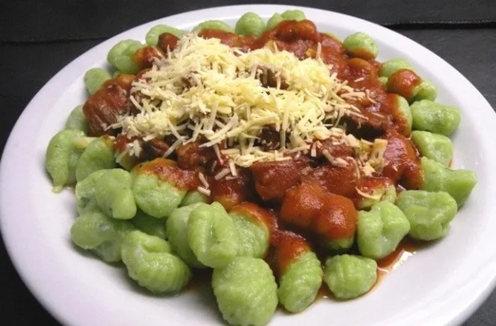 Receta de ñoquis de espinaca: Deliciosa e innovadora versión casera 1 Receta de ñoquis de espinacas - Comidas Chilenas