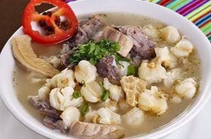 Receta de caldo de mote peruano
