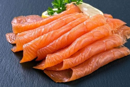 Salmón ahumado en láminas