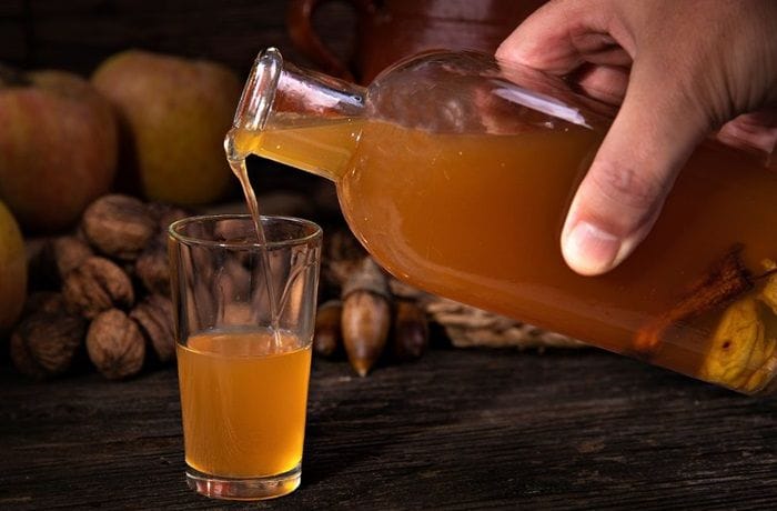 Receta de licor de membrillo casero Receta de licor de membrillo casero