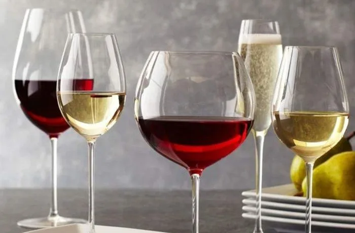 Cepas de vinos chilenos para acompañar comidas