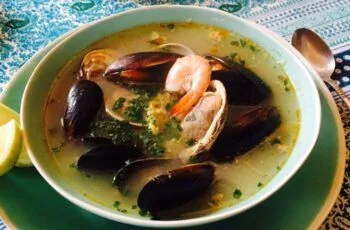 Receta de caldillo de mariscos chilenos: Tradicional y reconfortante