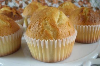 Receta de magdalenas caseras esponjosas: Fáciles y rápidas de preparar Receta de magdalenas caseras esponjosas: Fáciles y rápidas de preparar