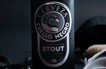 Cuello Negro Stout: Notas de cata y maridajes de comidas chilenas recomendados Cuello Negro Stout: Notas de cata y maridajes de comidas chilenas recomendados