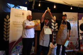 La UACh inaugura la Copa Gastronómica Aquí se Cocina el Sur con hongos, algas y productos del territorio La UACh inaugura la Copa Gastronómica Aquí se Cocina el Sur con hongos, algas y productos del territorio