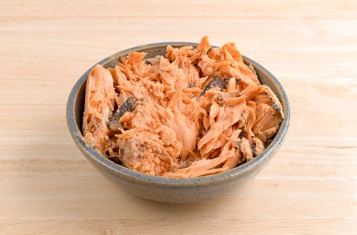Salmon enlatado Salmon enlatado